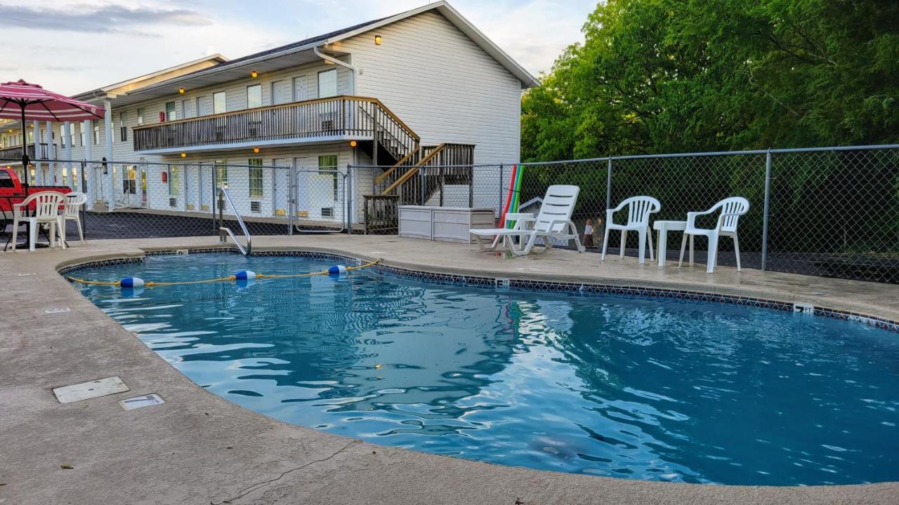 Autumn Creek Branson Motel Indian Point Exterior photo
